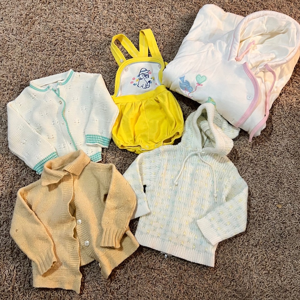 Baby Bundle 5pc Clothing Set 0-12M Pastel‎ Sweaters Romper Sleep Sack